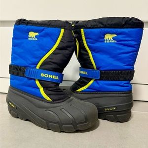 SOREL Kids Flurry Mid-calf Slip-on Snow Boots. Youth Size 7.